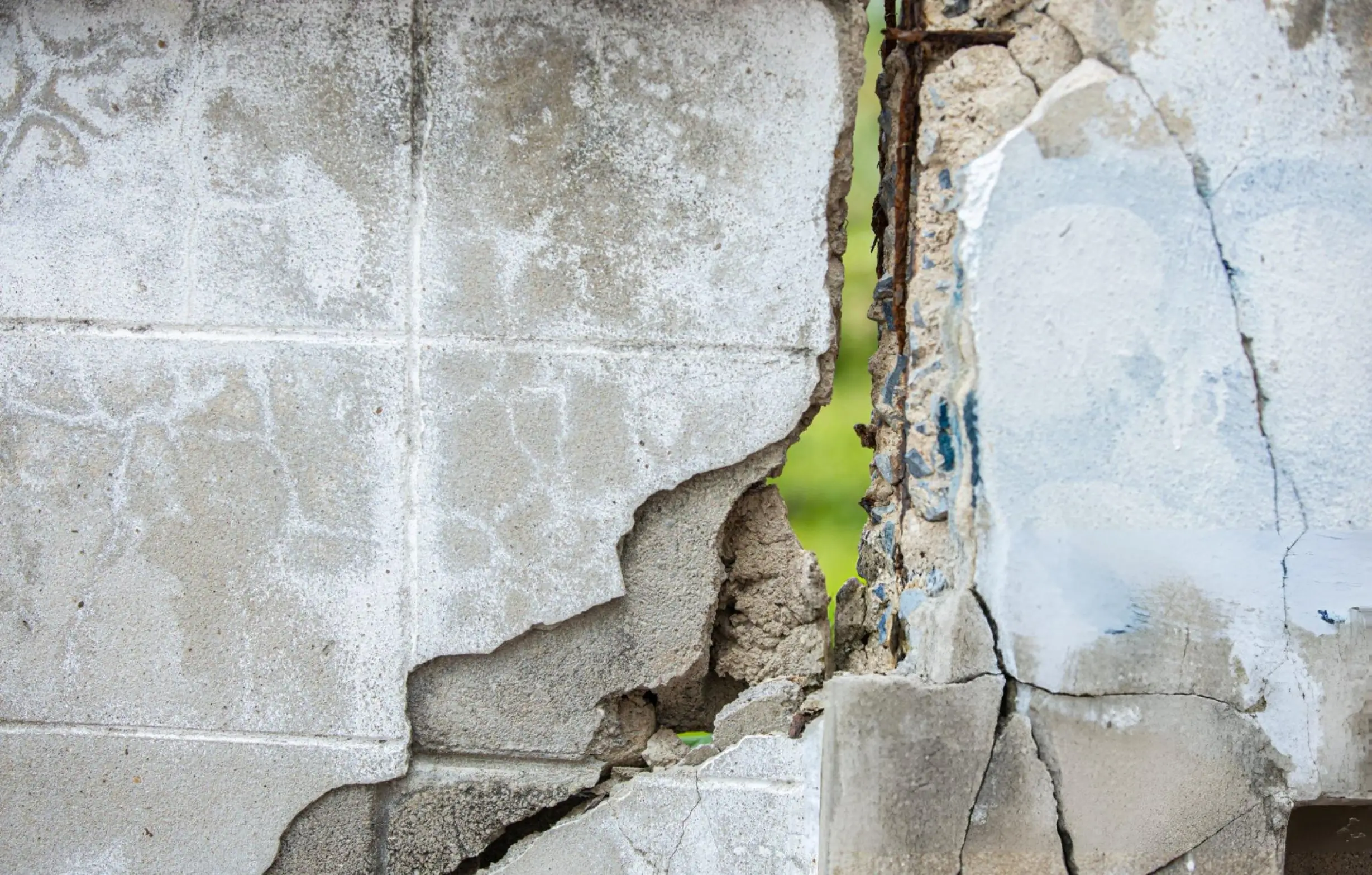 Cracked Wall / Structural Repair Services in Crescent City